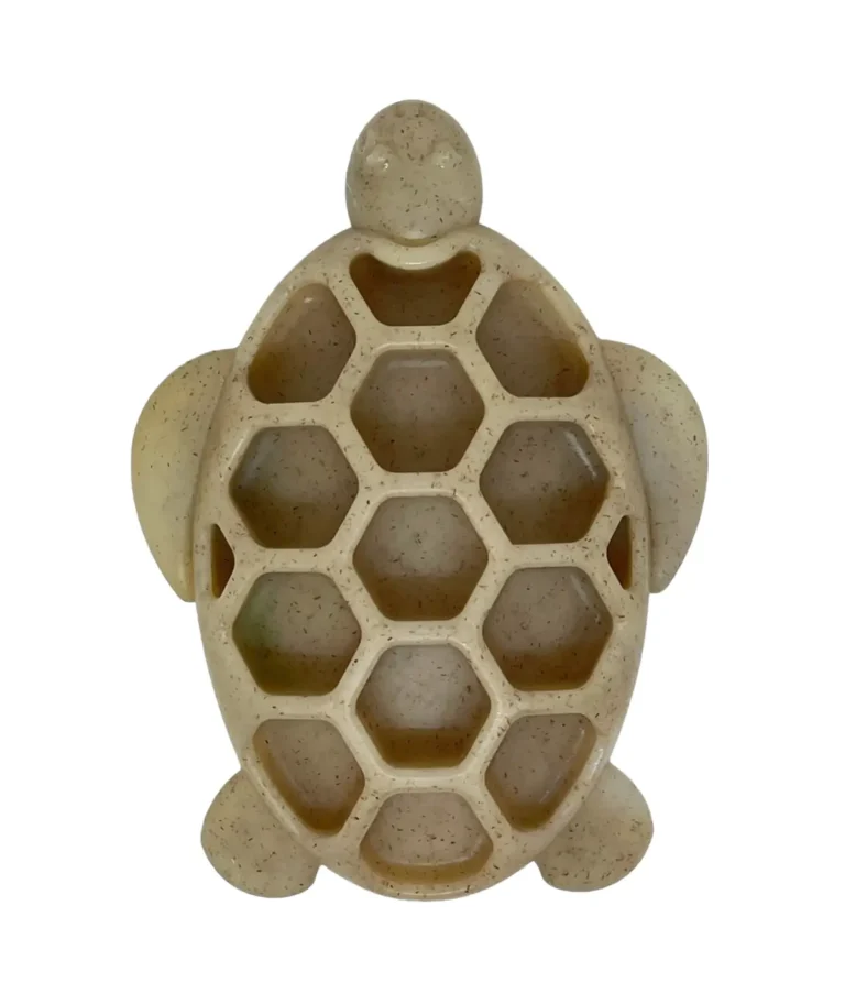 Jouet à garnir pour chien en forme de tortue : l'alternative ultra-résistante au tapis de léchage classique.